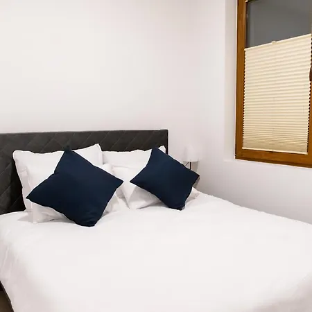 Oliver Street Vipava