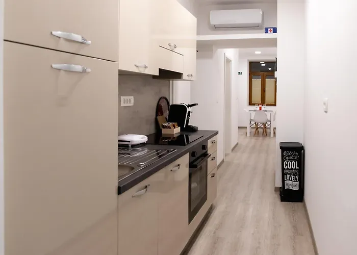 Oliver Street - 50m From Center Daire *