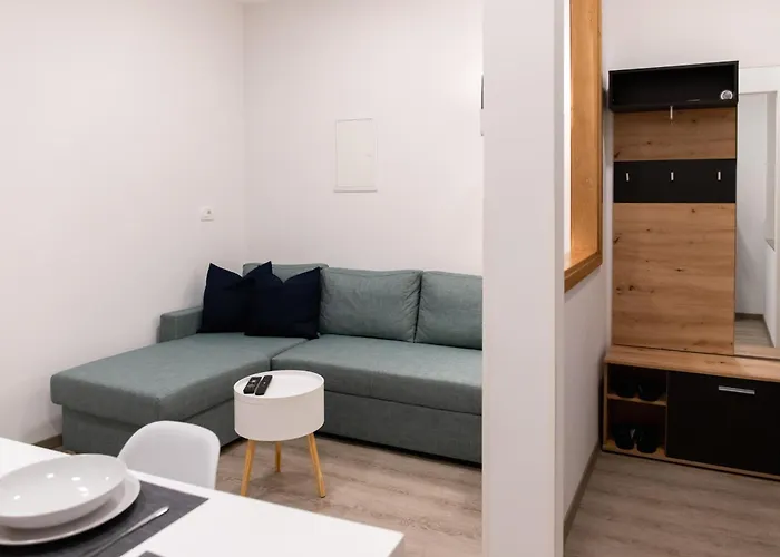 Oliver Street - 50m From Center * Vipava