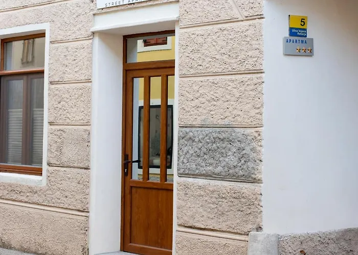 Oliver Street - 50m From Center Daire